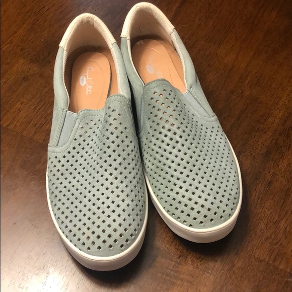 Shoes - Ladies dr scholls slip on scout shoes size 8.5